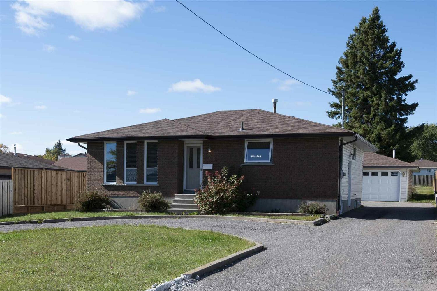 309 Longbow Street Thunder Bay Sold? Ask us Zolo.ca
